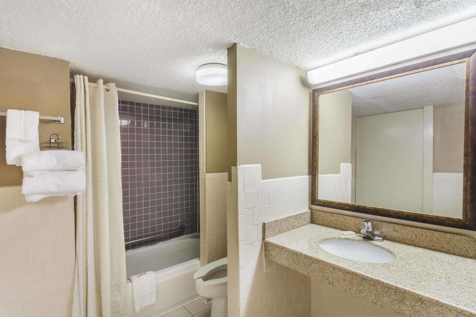 Knights Inn Lebanon Ngoại thất bức ảnh